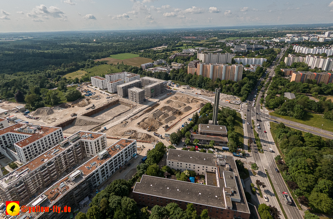 07.06.2023 - Aktuelle Luftbilder aus dem Alexisquartier und Pandion Verde in Neuperlach in München
